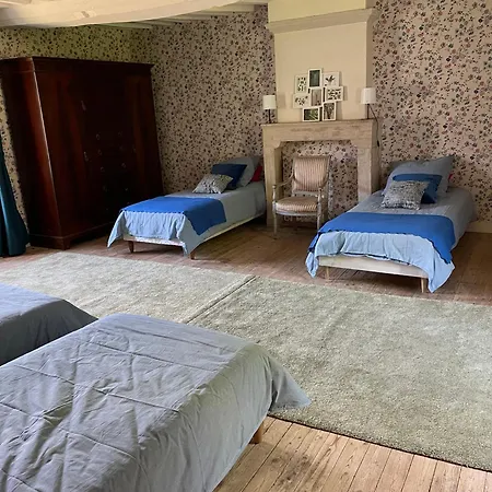 בית נופש Maison Spacieuse Entre Bois Et Marais *