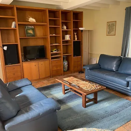 Maison Spacieuse Entre Bois Et Marais Canchy (Calvados)