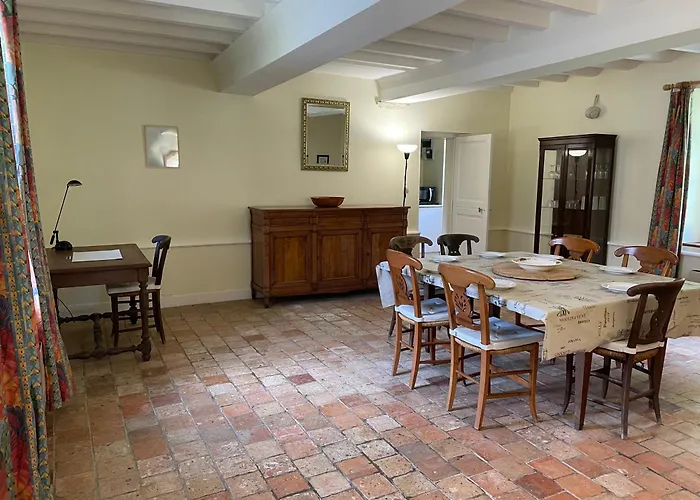 Maison Spacieuse Entre Bois Et Marais Сasa de vacaciones *